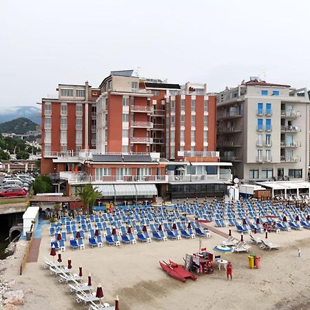 Hotel & Residence Stella Maris بيترا ليغوري المظهر الخارجي الصورة